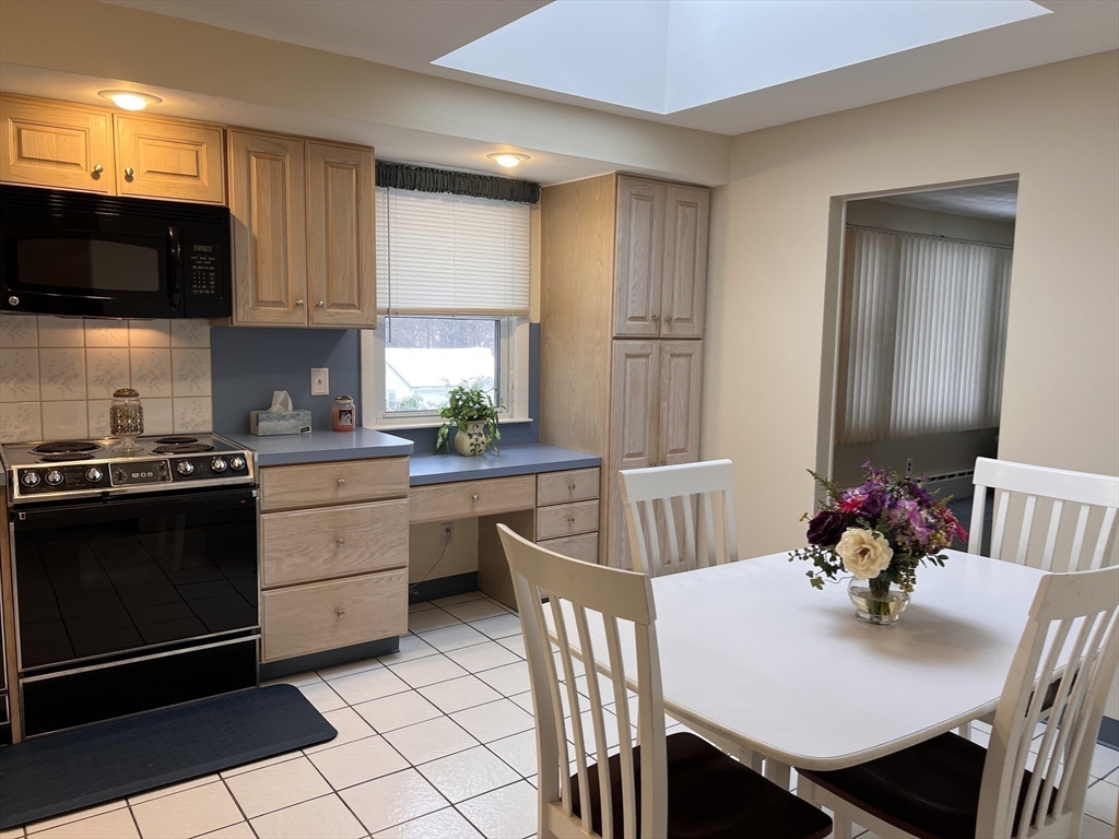 2 Ayrshire Road Worcester, MA 01604 - Photo 9 of 29 Gallery Image 9