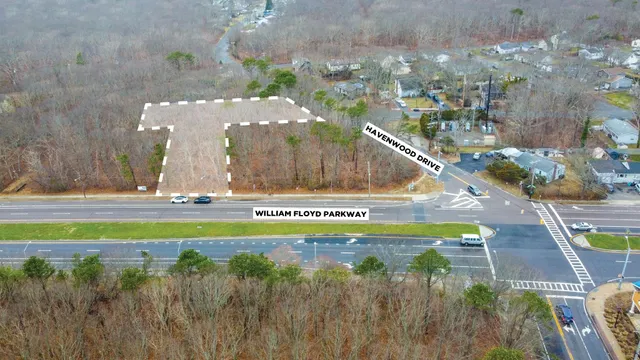 $220,000 | 8-11 William Floyd Parkway, Mastic, NY 11950