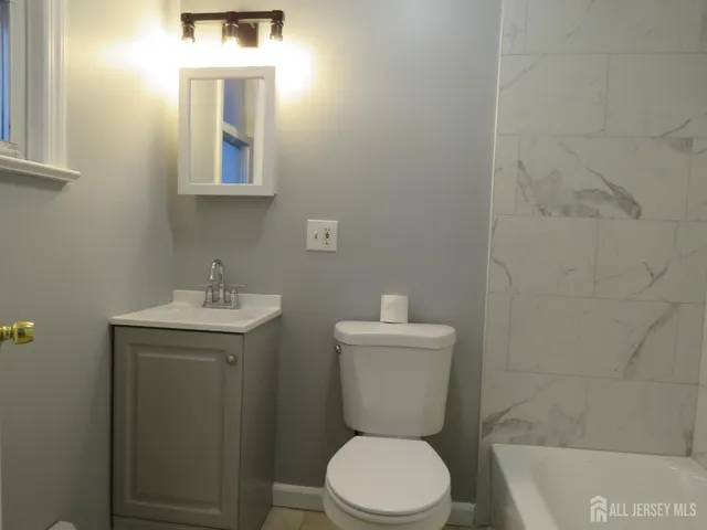 $2,000 | 768 State Street, Perth Amboy, NJ 08861