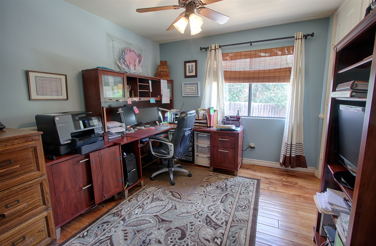 13282 Treecrest Street Poway, CA 92064 - Photo 8 of 13 Gallery Image 8