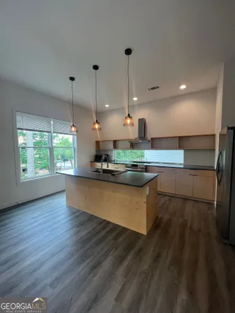 $3,600 | 217 North Avenue, Athens, GA 30601