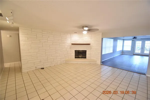 $3,500 | 2562 Redwood Way, Clearwater, FL 33761