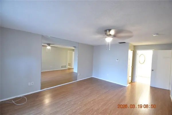 $3,500 | 2562 Redwood Way, Clearwater, FL 33761