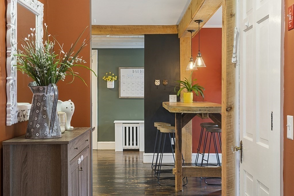 9 Cross Street Gardner, MA 01440 - Photo 16 of 34