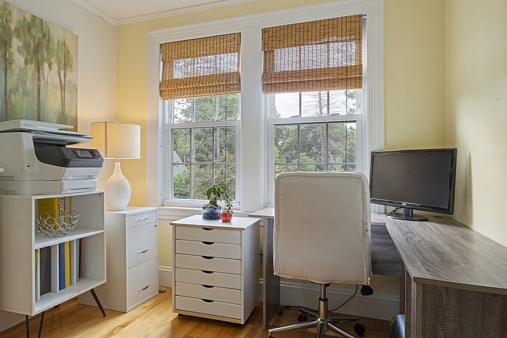 9 Cross Street Gardner, MA 01440 - Photo 20 of 34