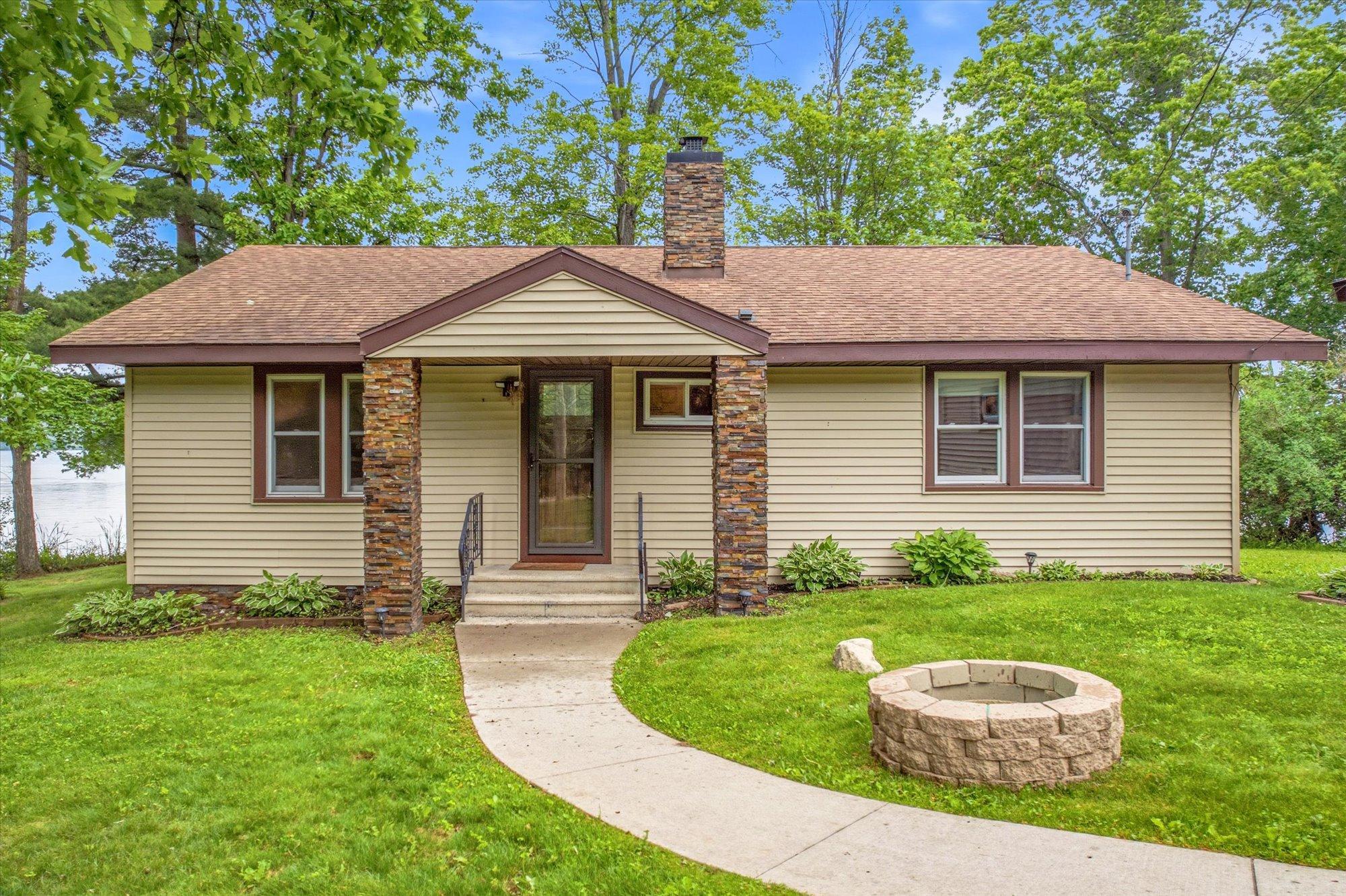 80 Monroe Avenue Rice Lake, WI 54868 - Photo 2 of 35