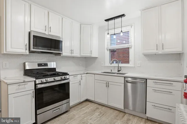 $384,000 | 742 Congress Street Southeast, Washington, DC 20032