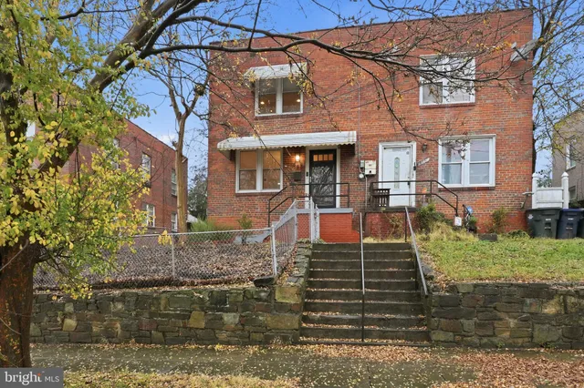 $384,000 | 742 Congress Street Southeast, Washington, DC 20032