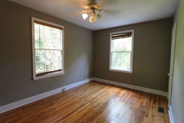 554 Hickman Road Augusta, GA 30904 - Photo 11 of 15 Bedroom 2