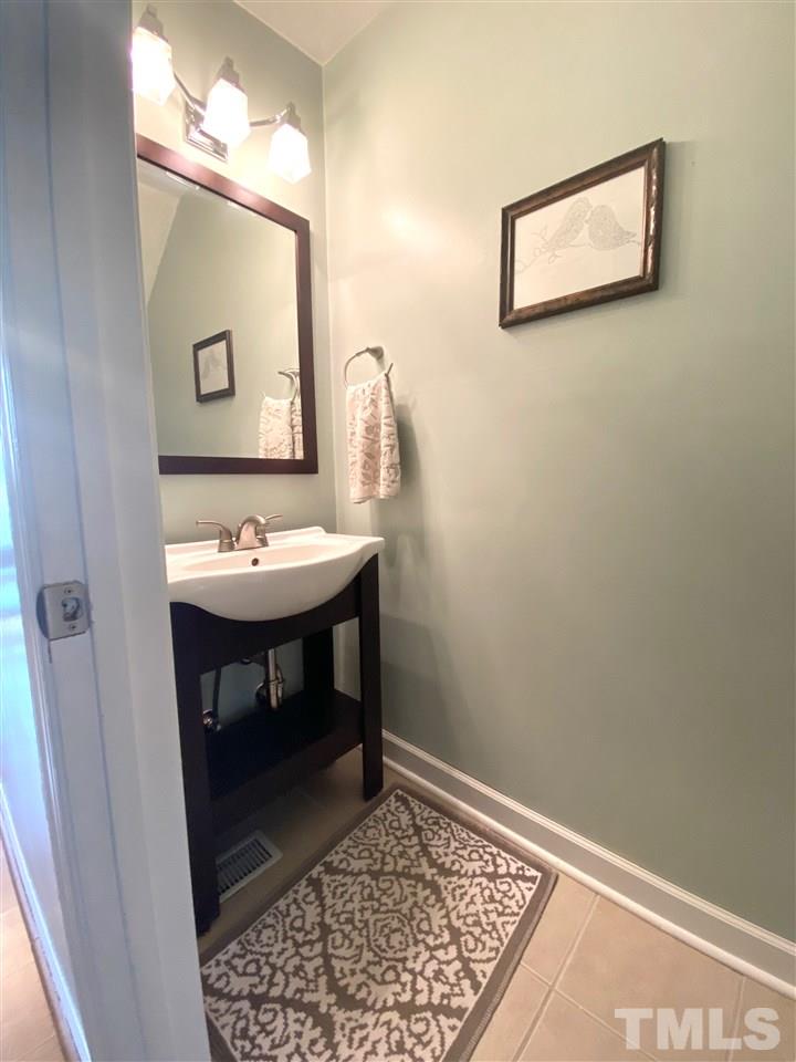 6546 English Oaks Drive Raleigh, NC 27615 - Photo 7 of 11