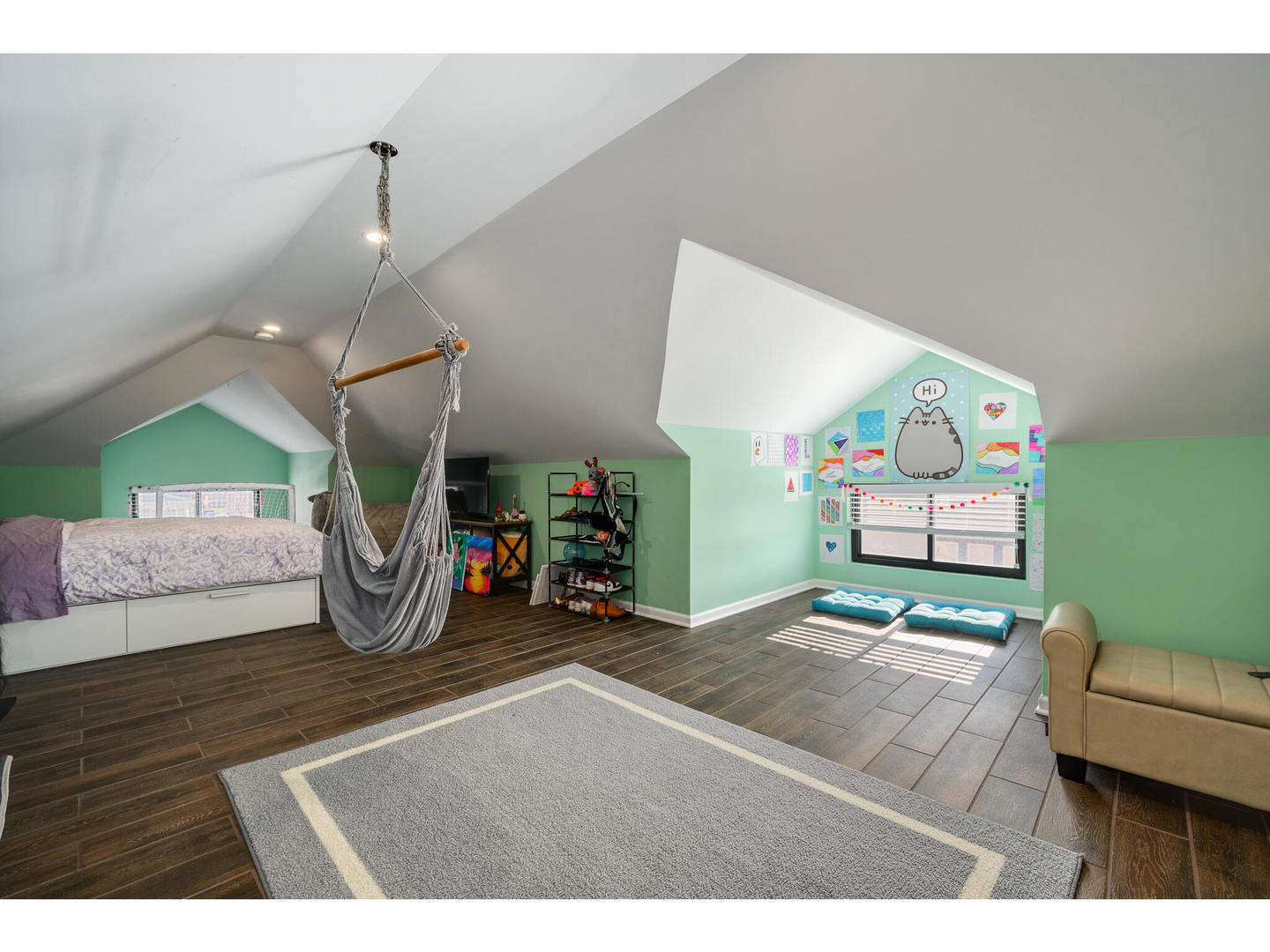 4500 North Harding Avenue Chicago, IL 60625 - Photo 16 of 29 a bedroom with furniture and a wooden floor