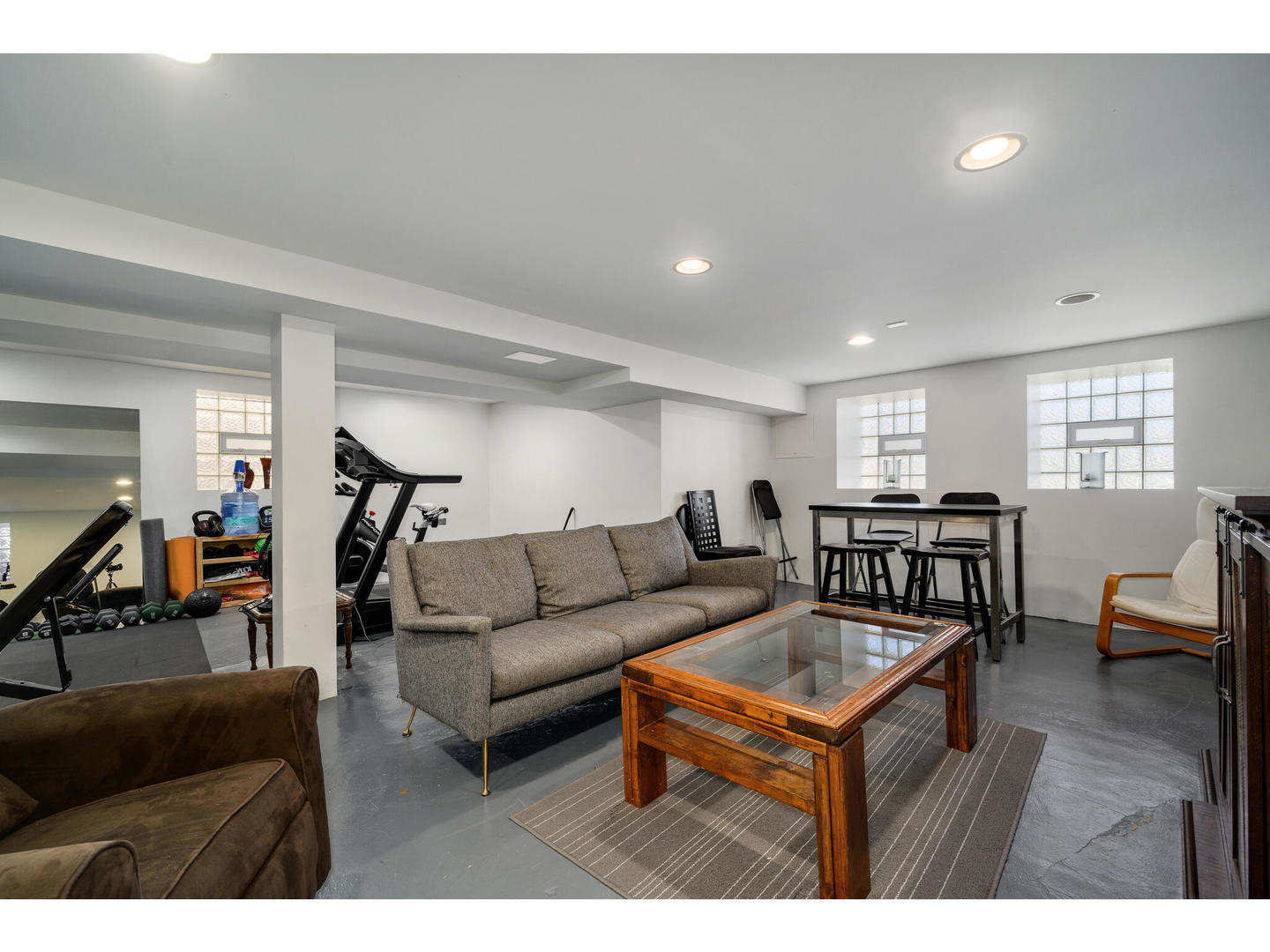 4500 North Harding Avenue Chicago, IL 60625 - Photo 19 of 29 a living room with furniture and a wooden floor