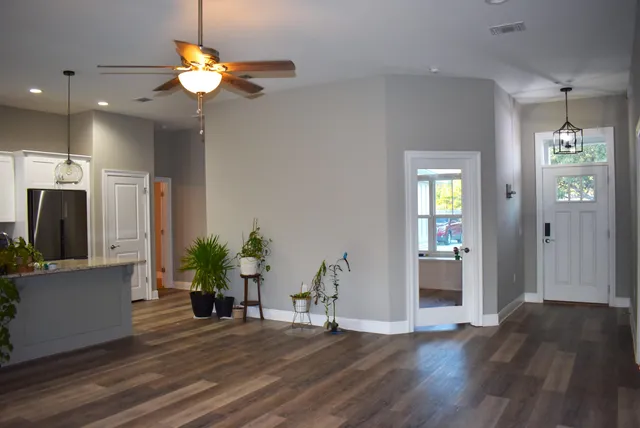 $2,500 | 8131 Toledo Street, Navarre, FL 32566