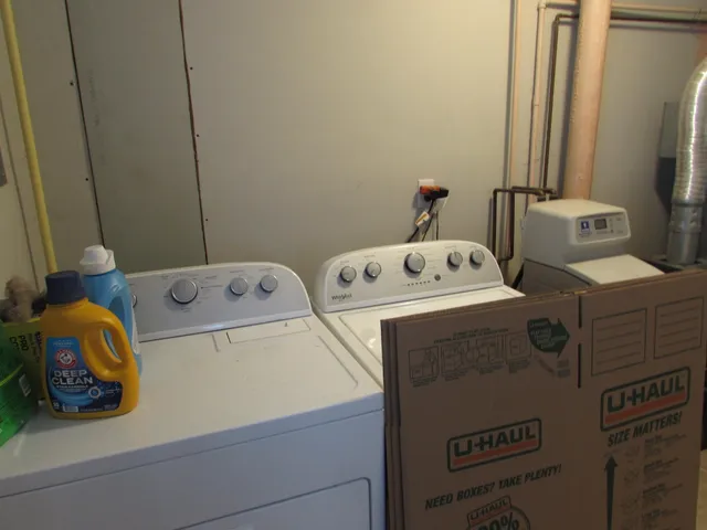 $158,000 | 172 North 25th Street, Battle Creek, MI 49015