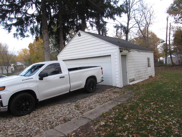 $158,000 | 172 North 25th Street, Battle Creek, MI 49015