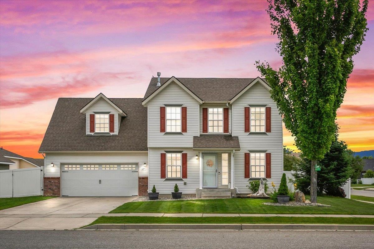 627 South Michigan Road Spokane Valley, WA 99016 - Photo 1 of 36