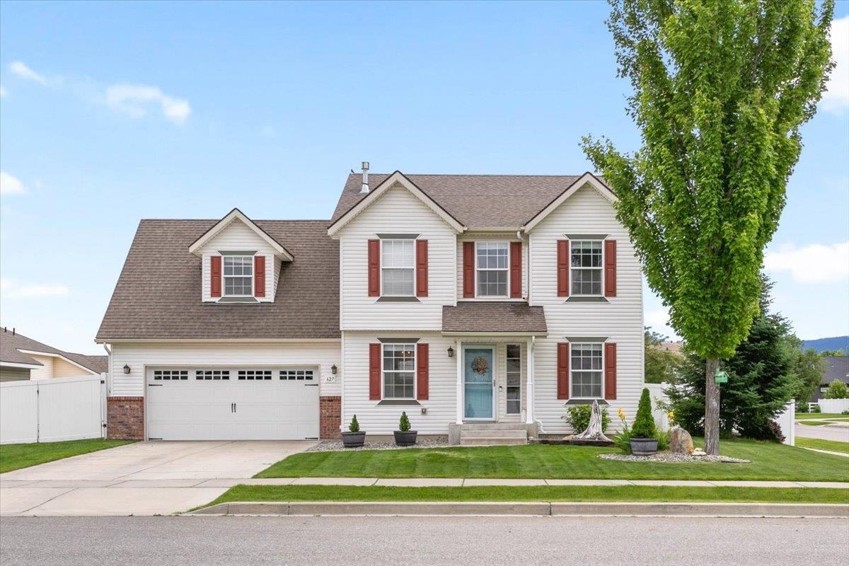 627 South Michigan Road Spokane Valley, WA 99016 - Photo 2 of 36