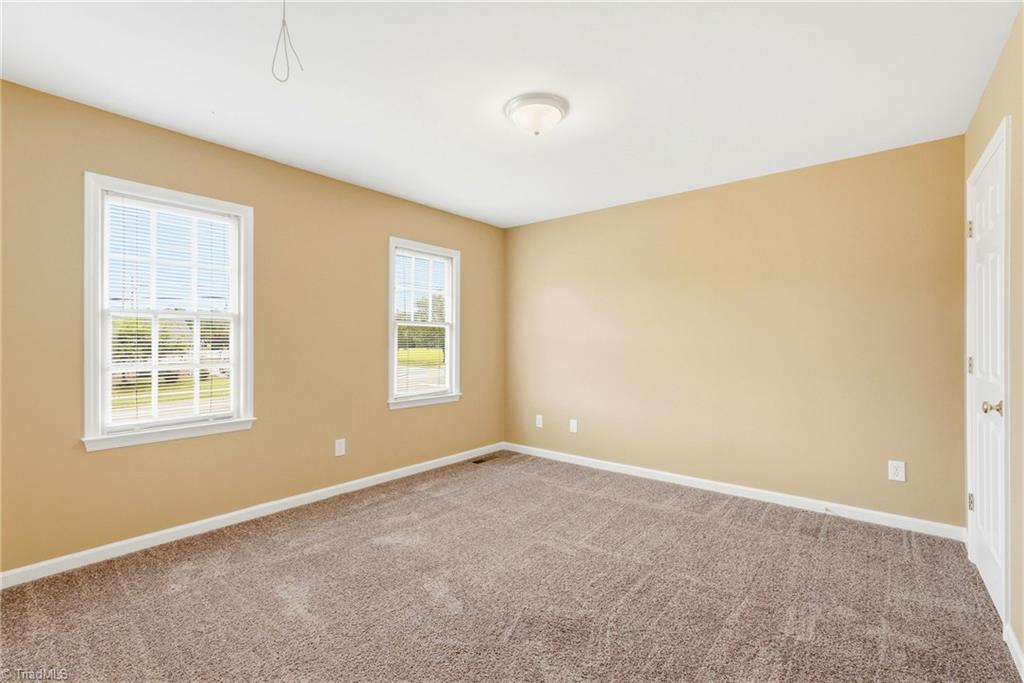 4331 Kinnamon Road Winston-Salem, NC 27103 - Photo 40 of 46