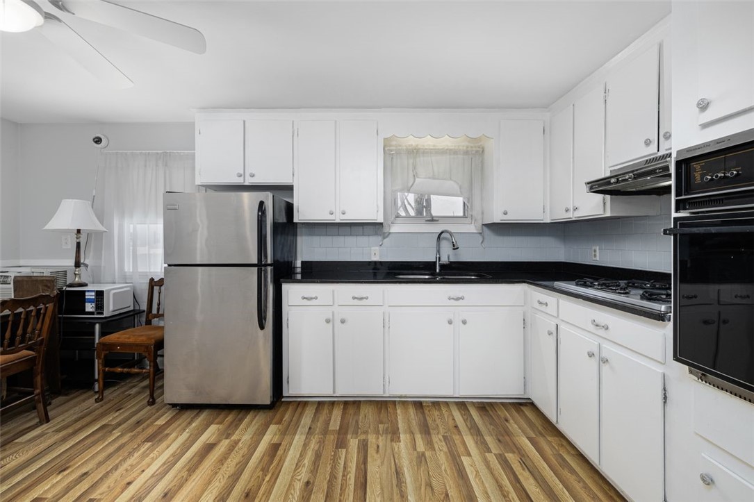 340 Dunlap Street Woonsocket, RI 02895 - Photo 3 of 32