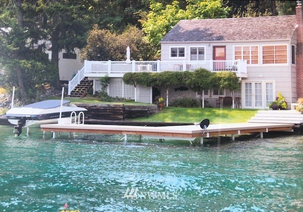12670 South Lakeshore Road Chelan, WA 98816 - Photo 1 of 24 Gallery Image 1
