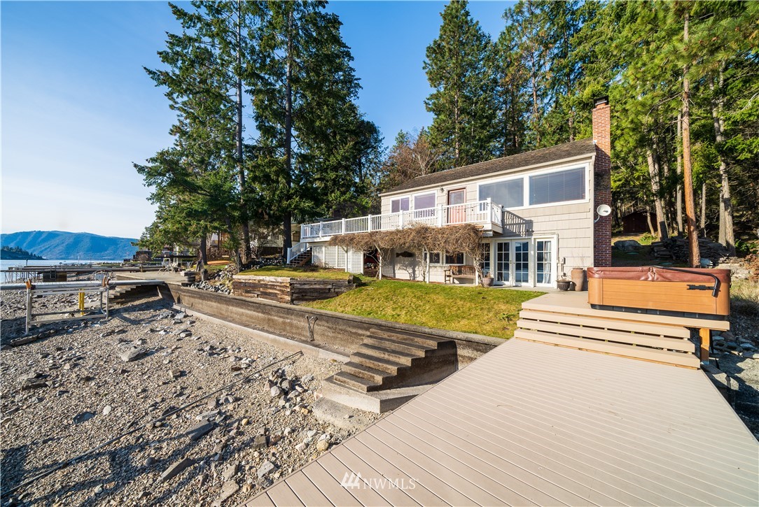 12670 South Lakeshore Road Chelan, WA 98816 - Photo 23 of 24 Gallery Image 23