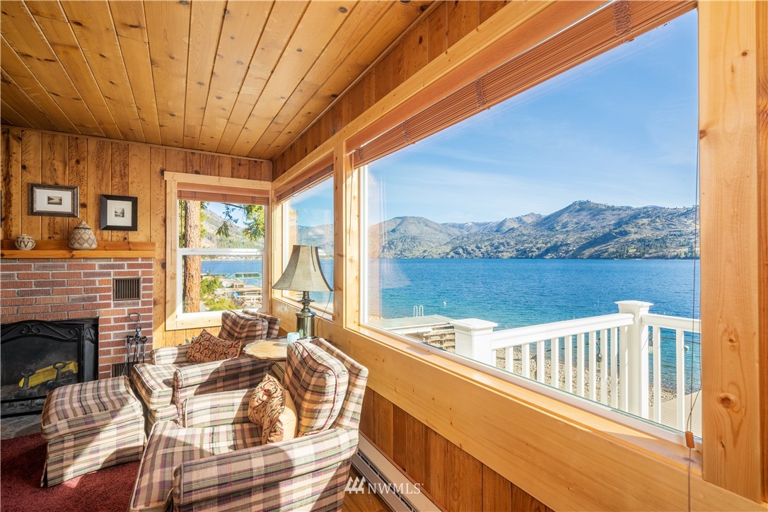 12670 South Lakeshore Road Chelan, WA 98816 - Photo 10 of 24 Gallery Image 10