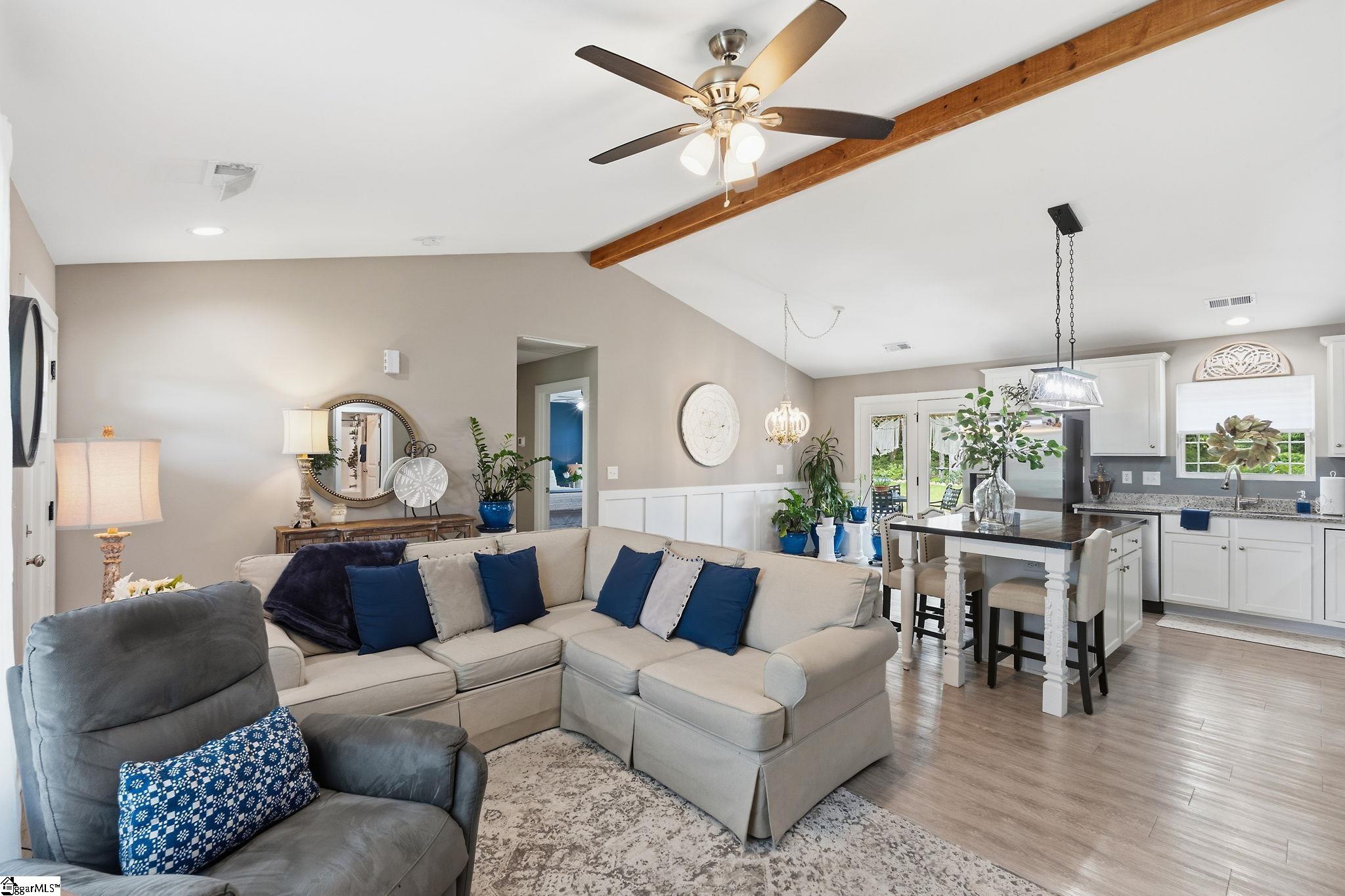 7607 Old Laurens Road Gray Court, SC 29645 - Photo 7 of 29