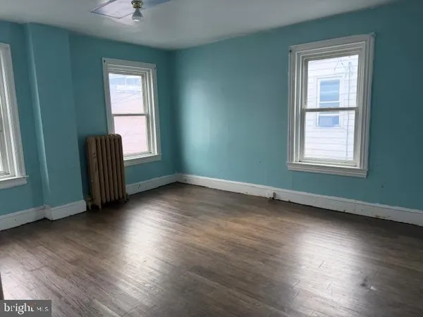 $325,000 | 251 East Chestnut Street, Coatesville, PA 19320