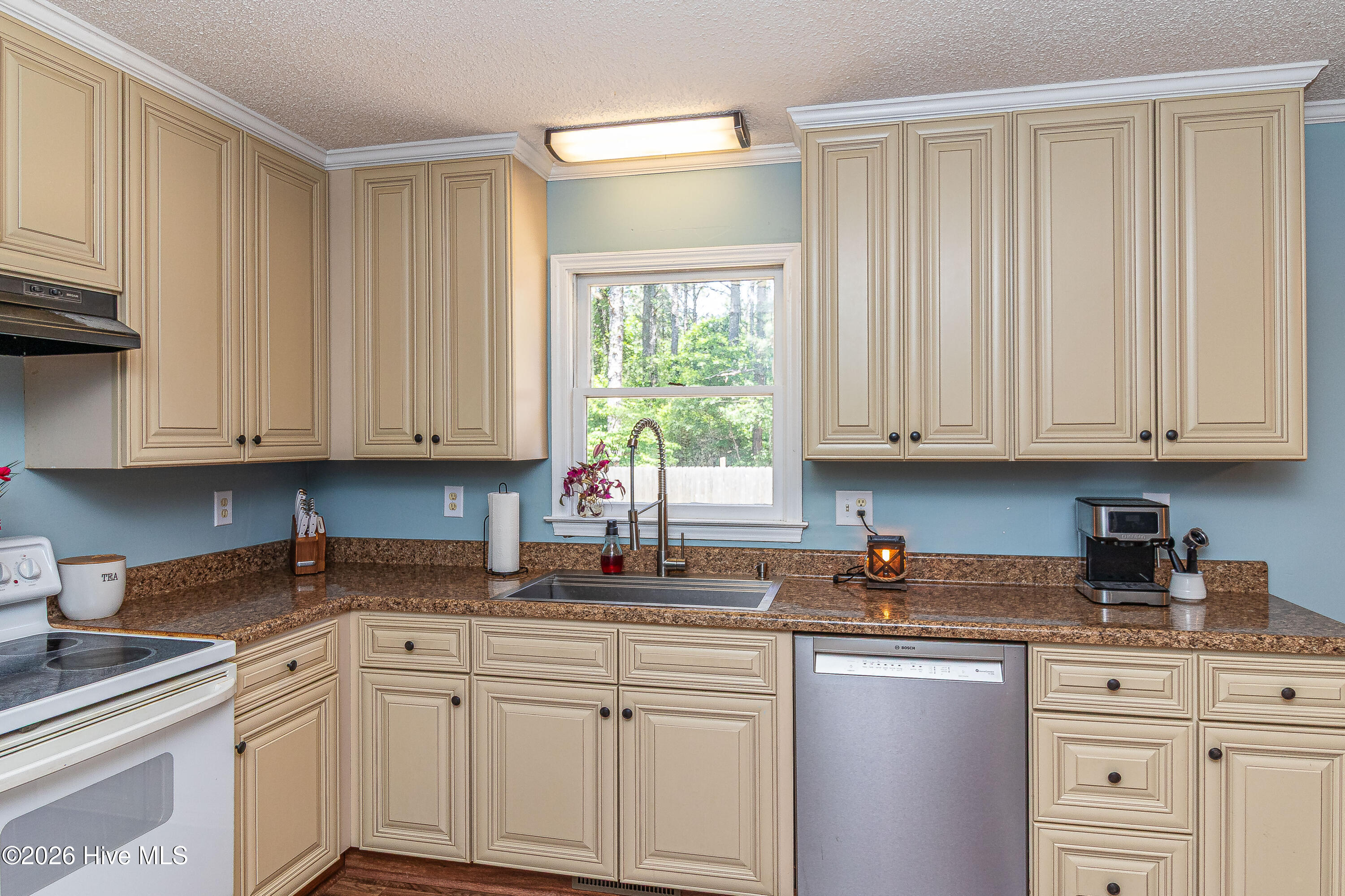 989 Garner Chapel Road Mount Olive, NC 28365 - Photo 7 of 25 kitchen