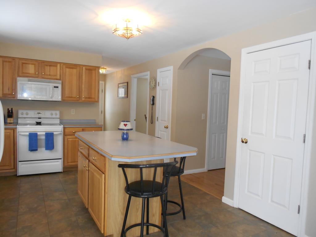 855 Stockbridge Corner Road Alton, NH 03809 - Photo 8 of 33
