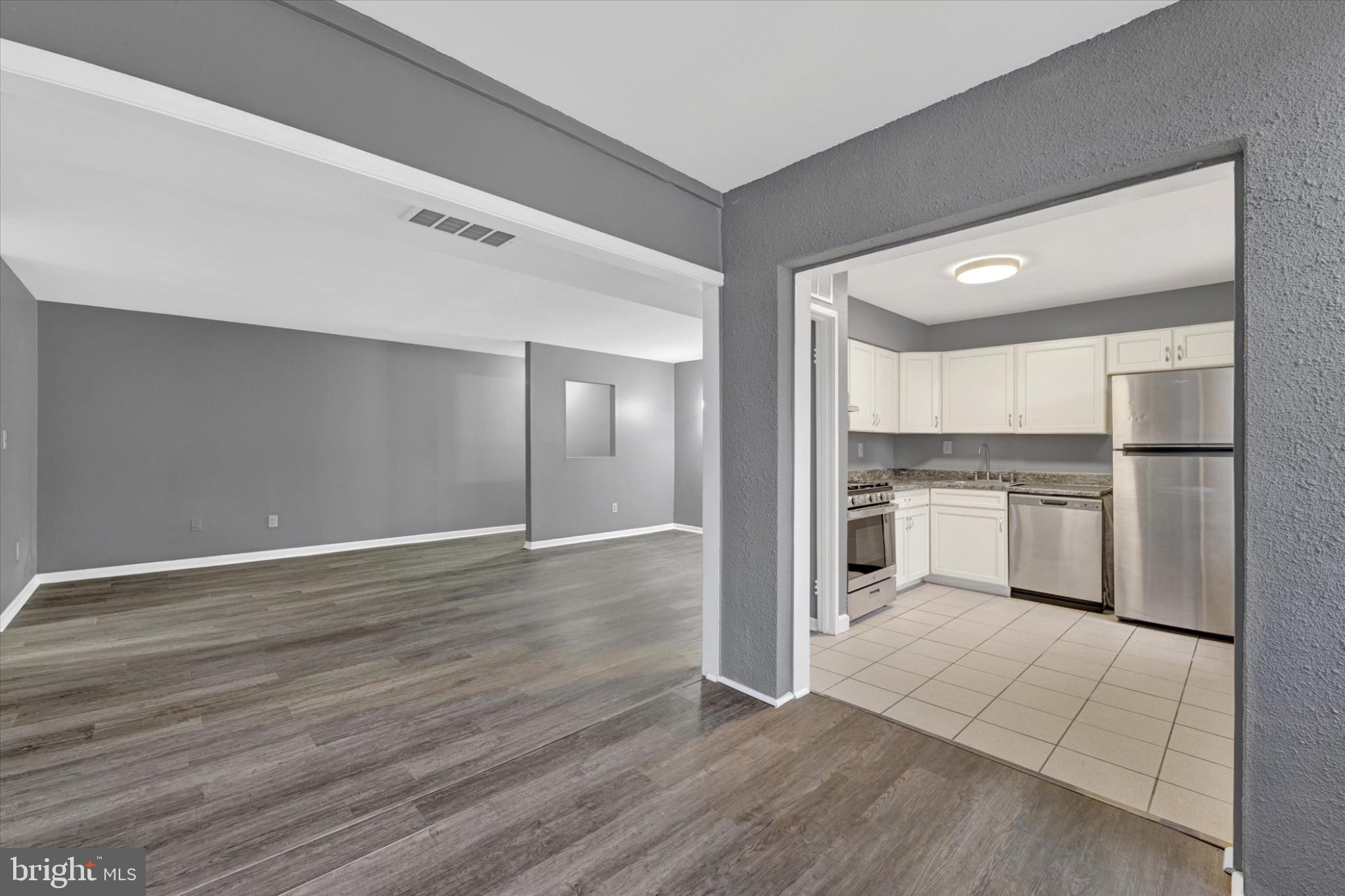 9635 White Acre Road, Unit B4 Columbia, MD 21045 - Photo 10 of 21 Spacious modern living with sleek design.