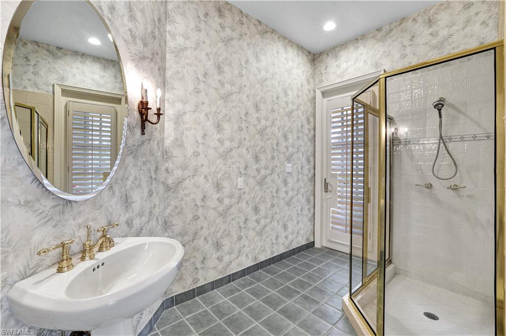 695 Ardmore Lane Naples, FL 34108 - Photo 38 of 50