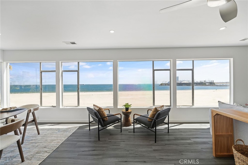 21 7th Place, Unit 408 Long Beach, CA 90802 - Photo 2 of 41