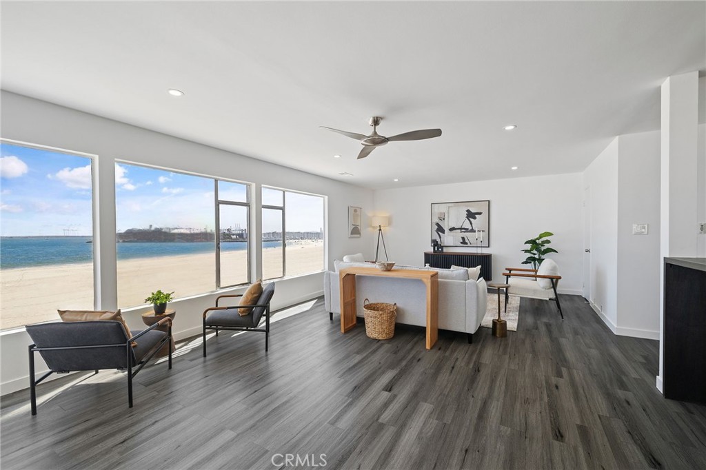 21 7th Place, Unit 408 Long Beach, CA 90802 - Photo 8 of 41