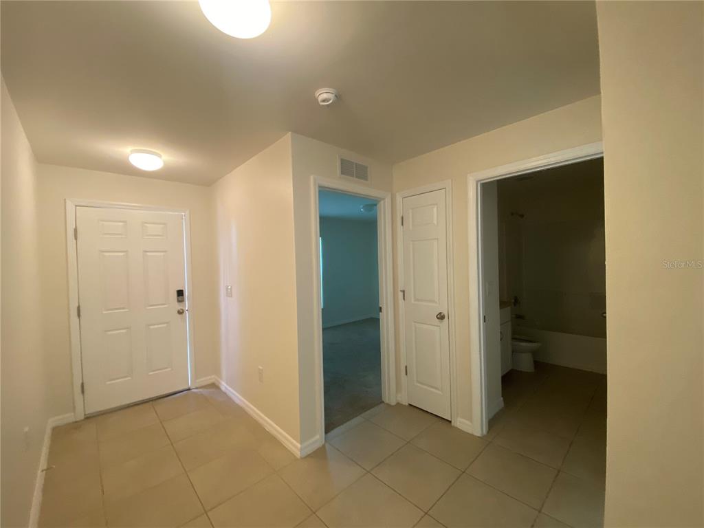 5521 Gillot Boulevard Port Charlotte, FL 33981 - Photo 9 of 19