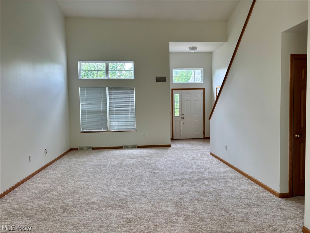 1437 Shaw Road, Unit B Niles, OH 44446 - Photo 4 of 32