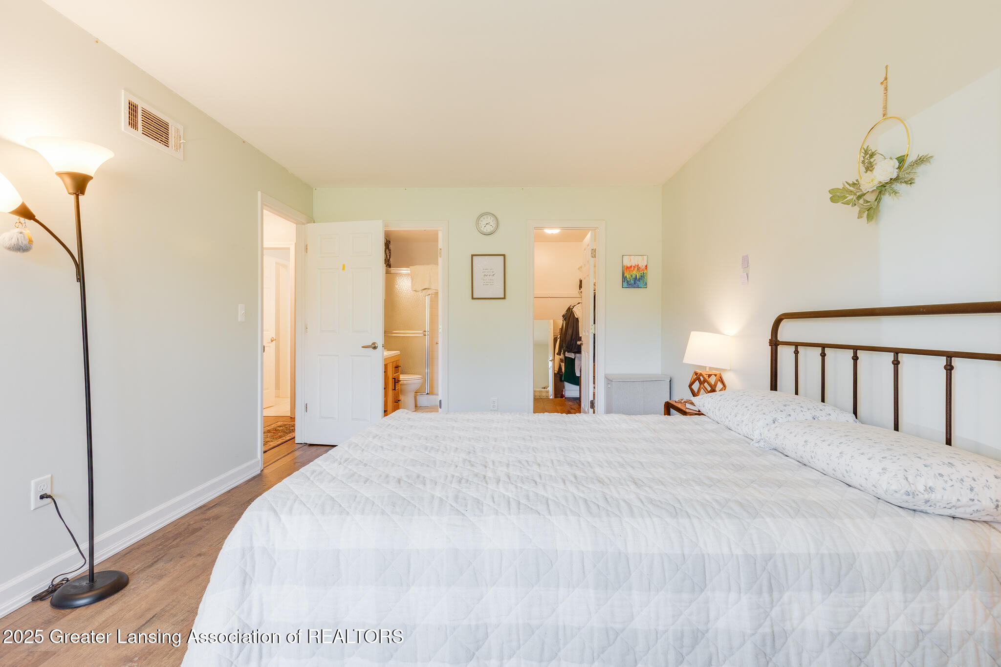 2934 Mt Hope Road, Unit 107 East Lansing, MI 48823 - Photo 14 of 25 2934_Mt_Hope_STACY-22