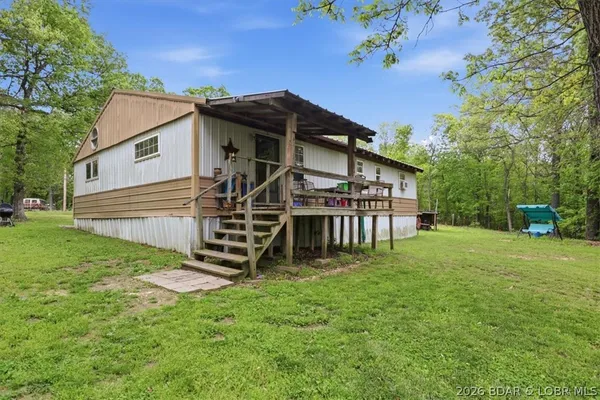 $215,000 | 4104 Raccoon Ridge Road, Stover, MO 65078