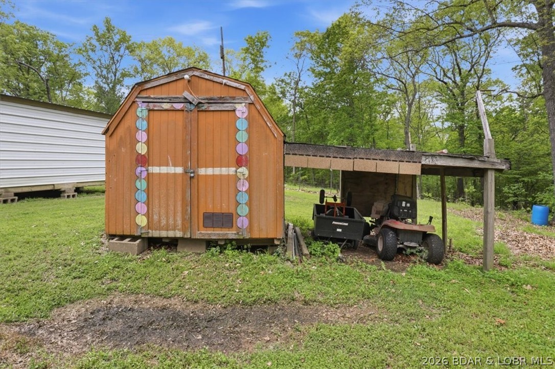 4104 Raccoon Ridge Road Stover, MO 65078 - Photo 32 of 39
