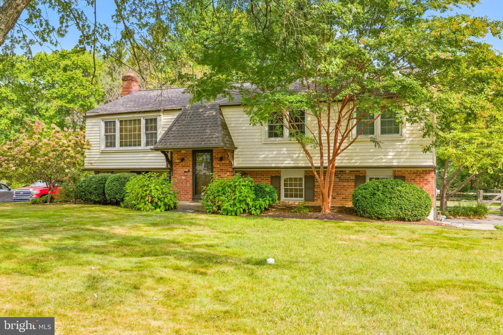 361 Devon Drive Exton, PA 19341 - Photo 2 of 35