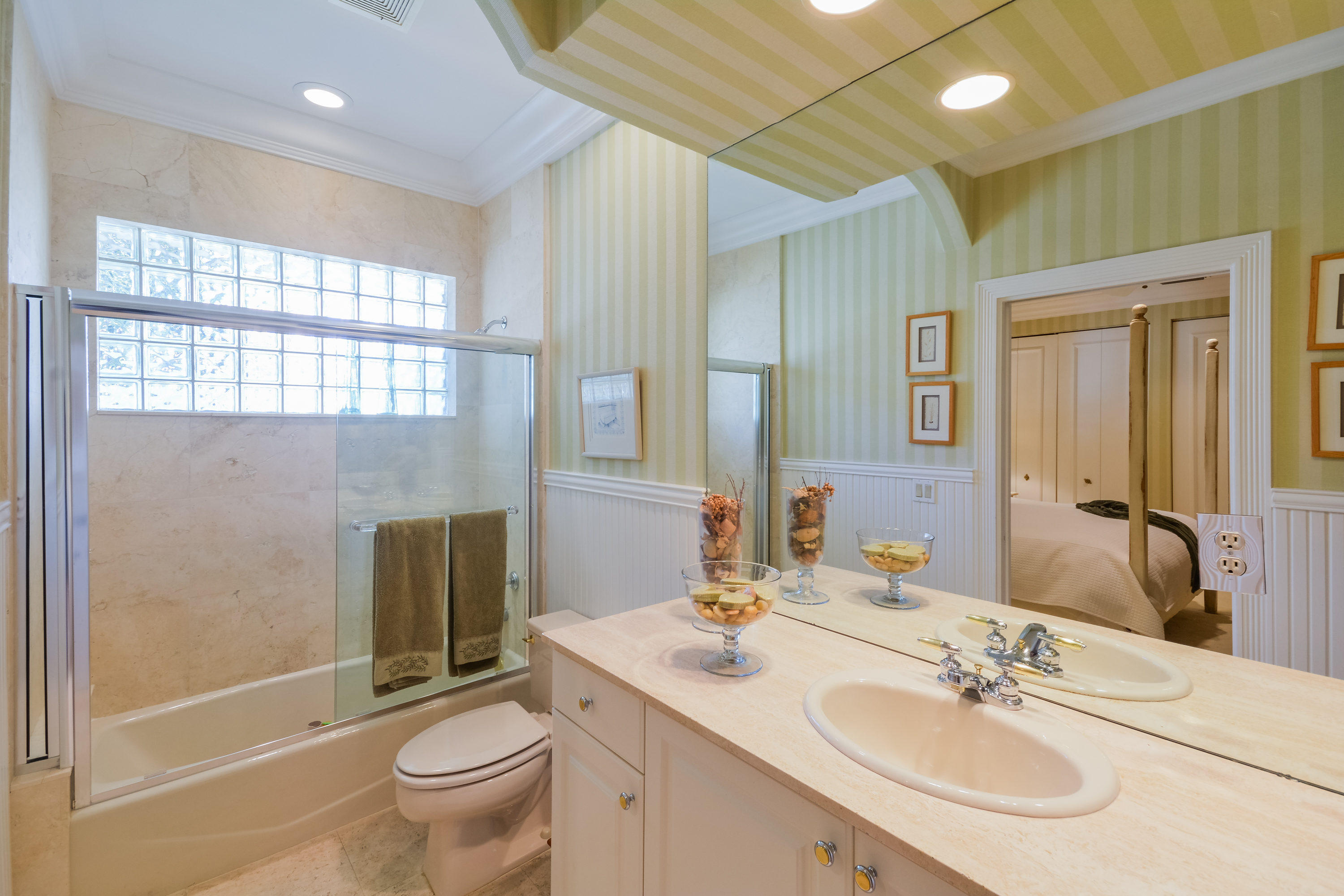 7516 Mahogany Bend Place Boca Raton, FL 33434 - Photo 32 of 78 Bath 2