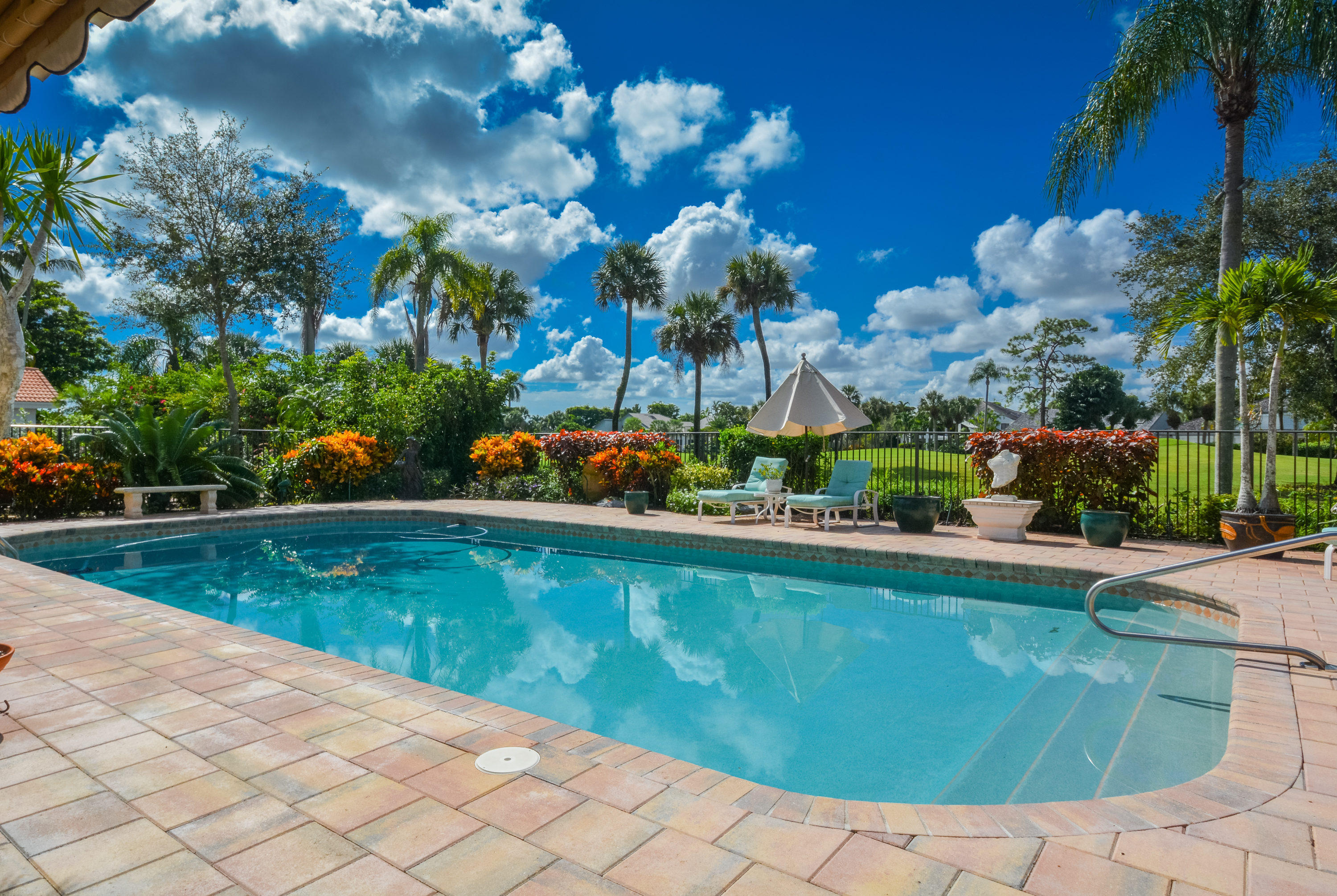 7516 Mahogany Bend Place Boca Raton, FL 33434 - Photo 40 of 78 Pool / Patio