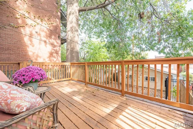 $345,000 | 3130 Nebraska Avenue, St. Louis, MO 63118