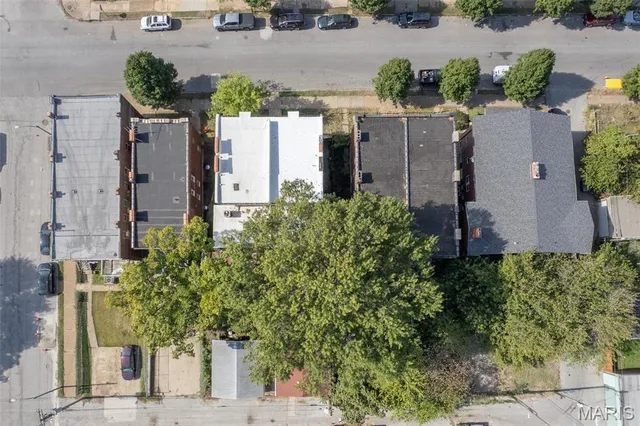 $345,000 | 3130 Nebraska Avenue, St. Louis, MO 63118