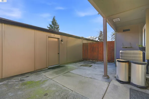 a view of a storage & utility room
