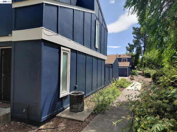 $375,000 | 9 El Capitan Lane, Antioch, CA 94509