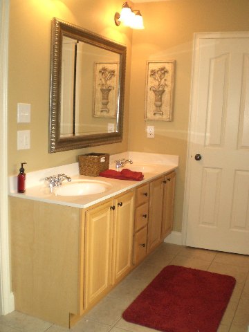 127 North Pink Dill Mill Road Greer, SC 29651 - Photo 8 of 9 Gallery Image 8