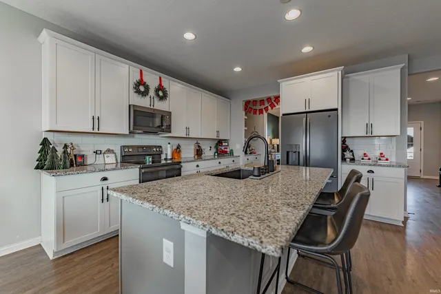 $398,000 | 11346 Naas Drive, Evansville, IN 47725