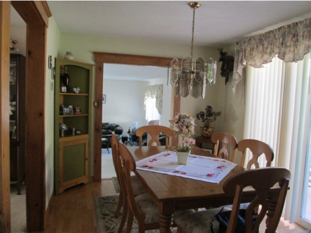 62 River Road Stratham, NH 03885 - Photo 4 of 21