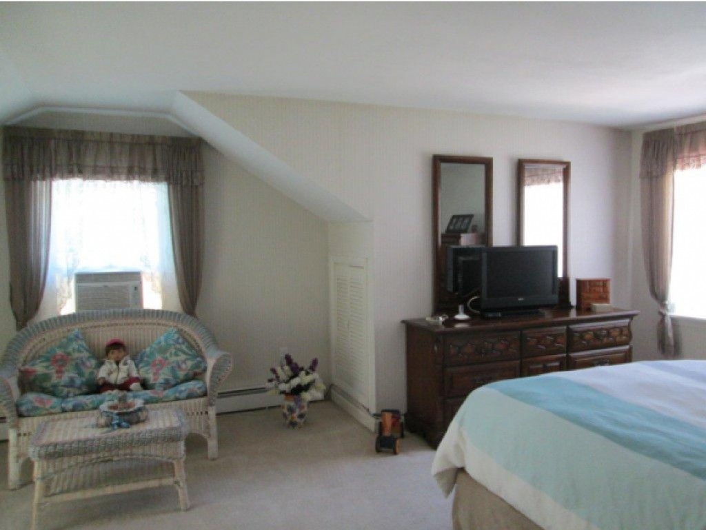 62 River Road Stratham, NH 03885 - Photo 8 of 21